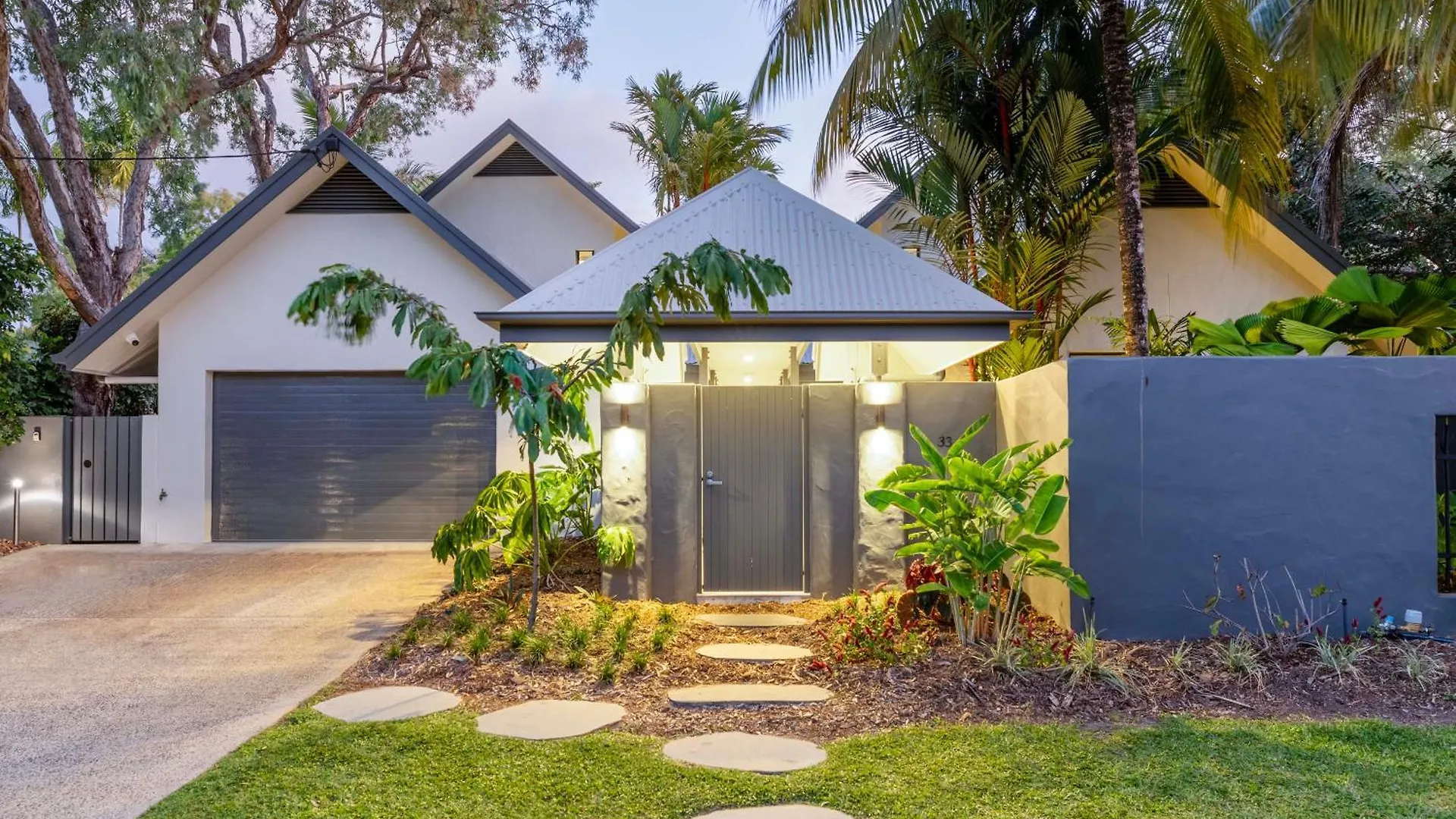 Sea Pavilion - Luxury Home Sleeps 12 Guests Port Douglas Ausztrália