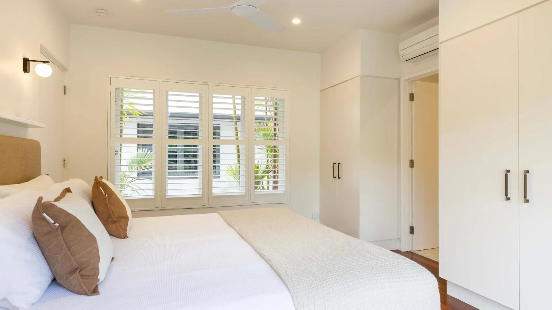 Sea Pavilion - Luxury Home Sleeps 12 Guests Port Douglas 0*,  Ausztrália